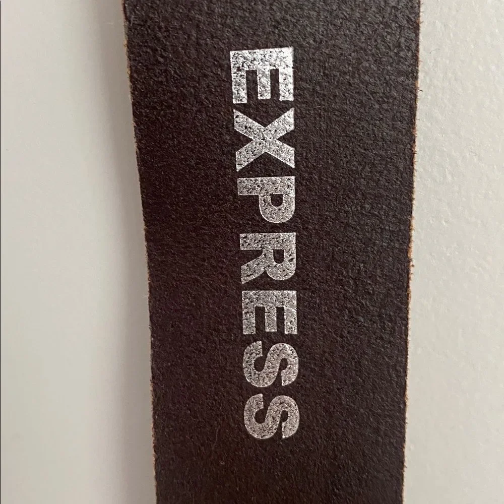 Express brown woven